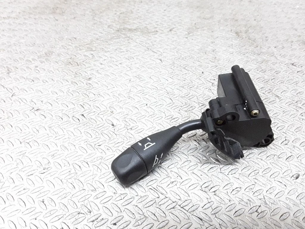 Steering wheel adjustment handle/lever – Mercedes-Benz S-Class W220 (1998-2006)