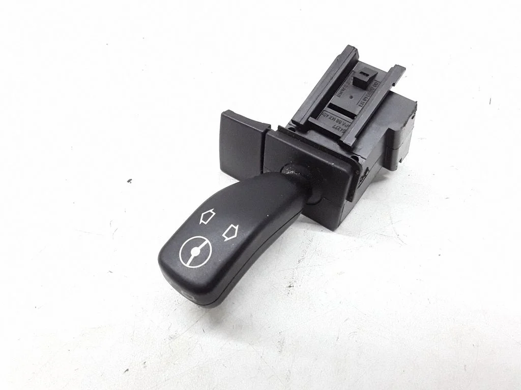 Steering wheel adjustment handle/lever 8373901