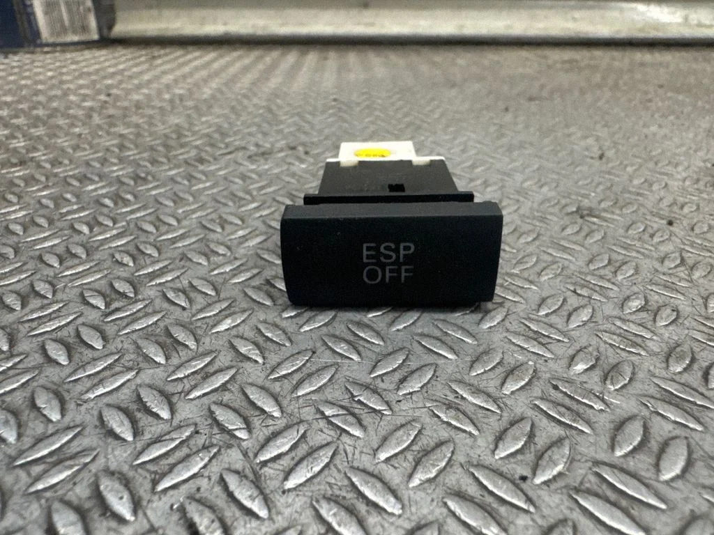 ESP (stability program) switch – Audi A6 Allroad C5 (1999-2005)