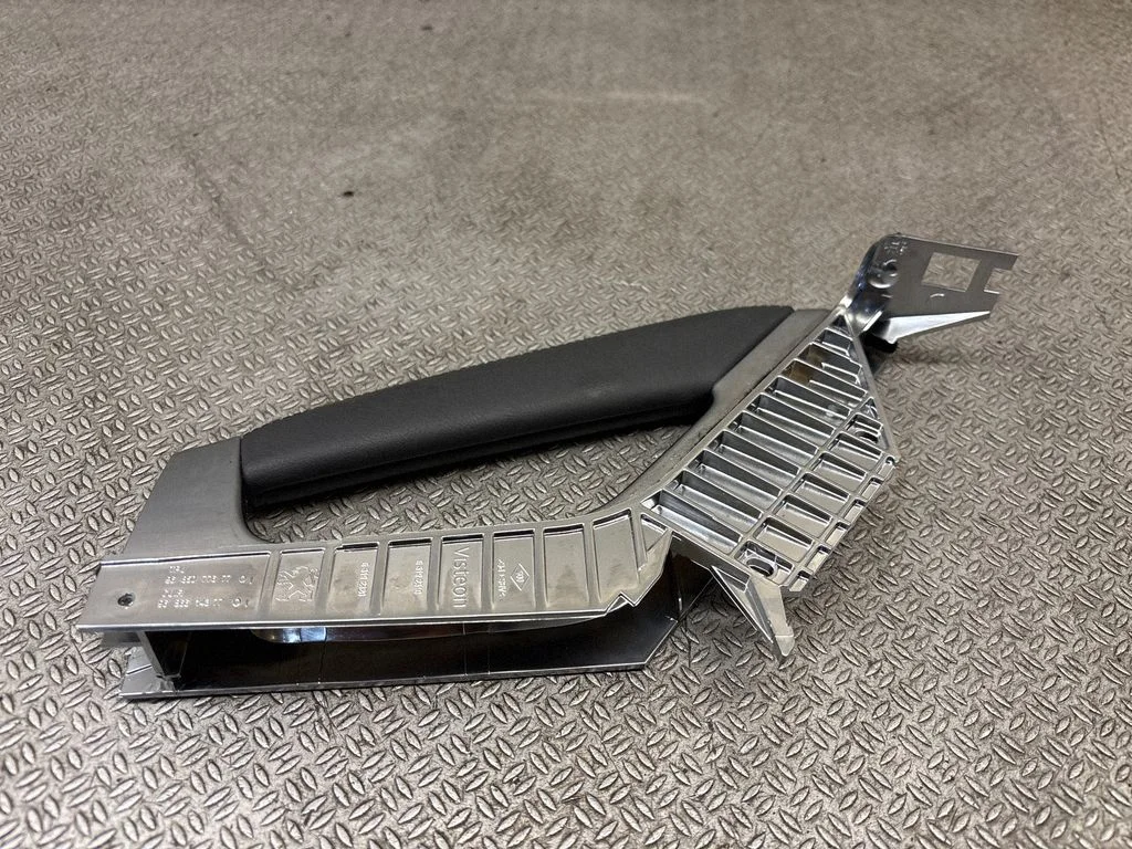 Other center console (tunnel) element – Peugeot 3008 I (2008-2015)