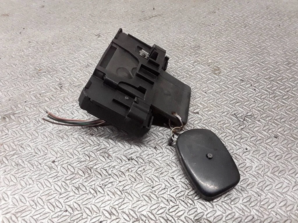Ignition key card reader – Renault Megane II (2002-2005)