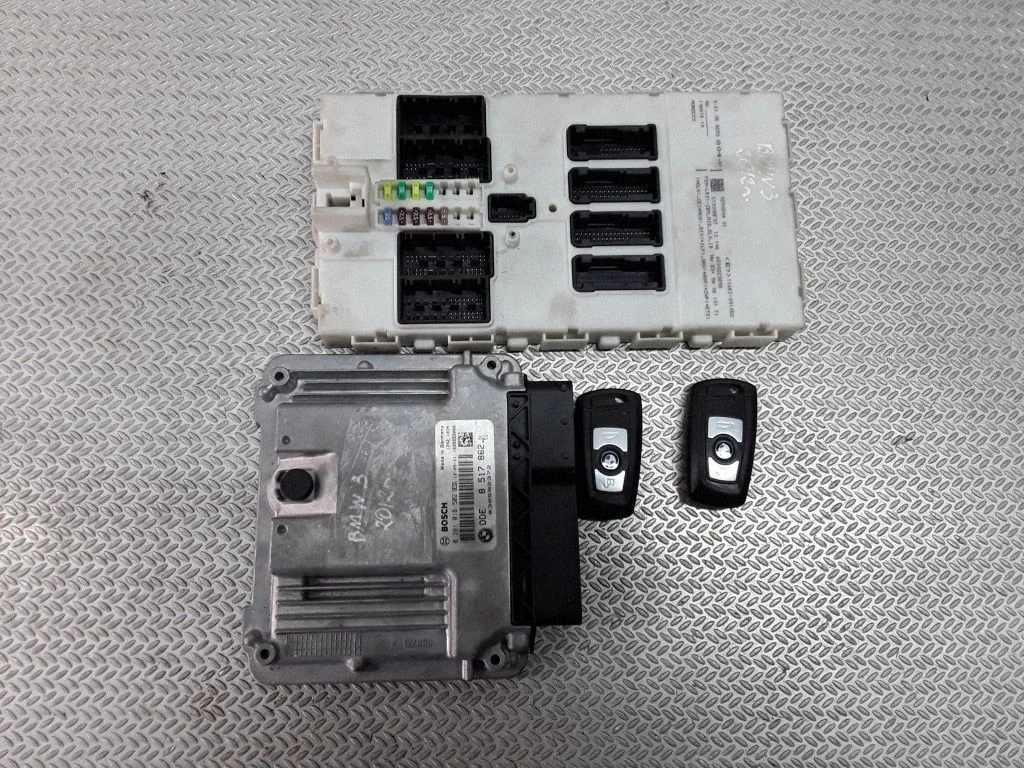 Engine ECU kit and lock set 0281018502