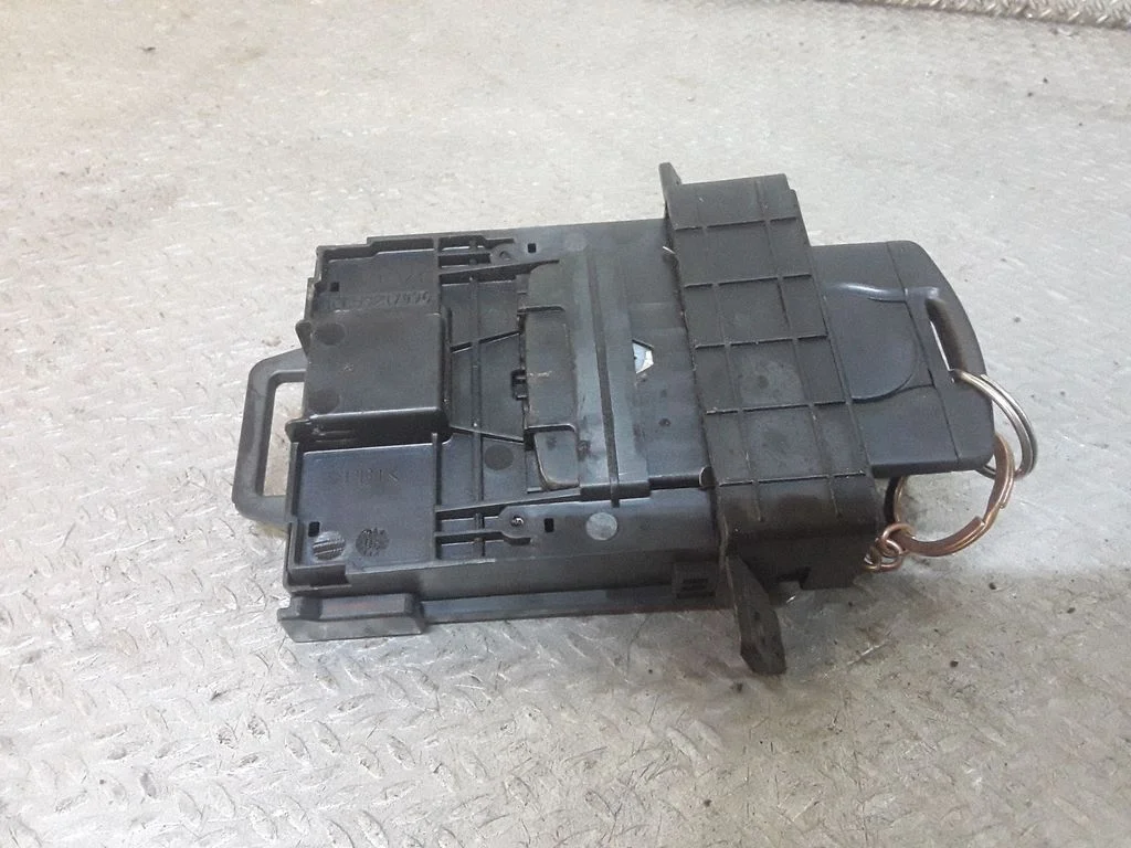 Ignition key card reader – Renault Koleos I (2008-2016)