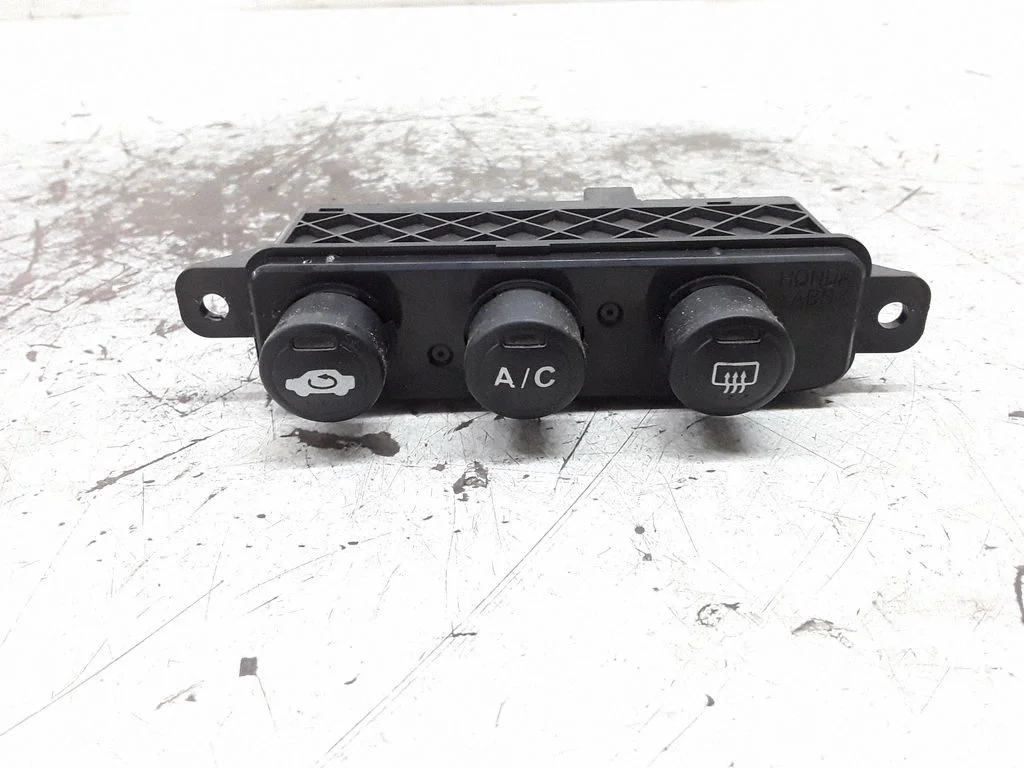Konditsioneeri (A/C) lüliti – Honda Civic (2001-2005)