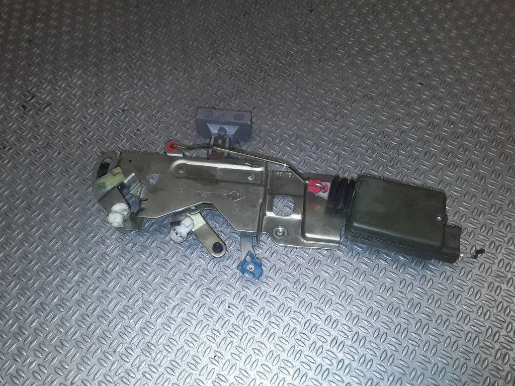 Central locking motor B22049X