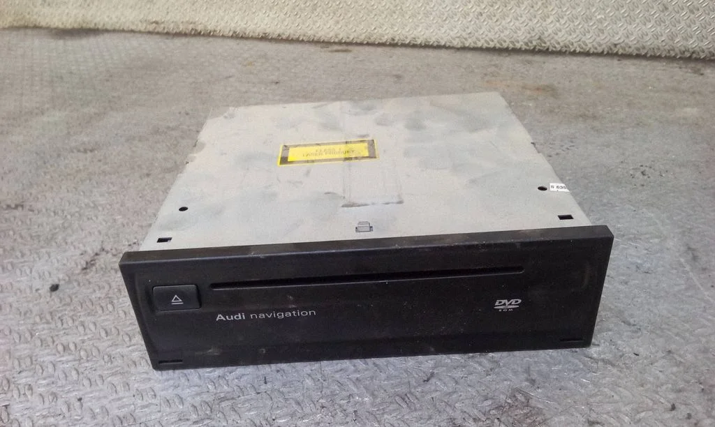 Navigatsiooni (GPS) CD/DVD-lugeja – Audi A6 Allroad C5 (1999-2005)