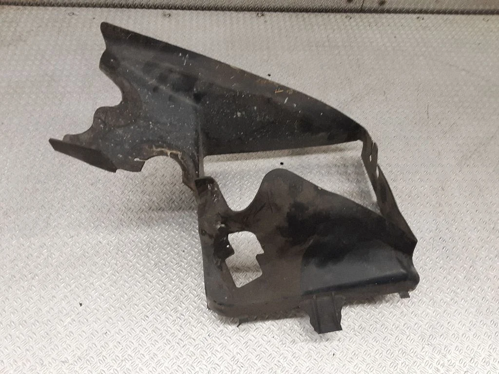 Intercooler air channel guide 3D0121468