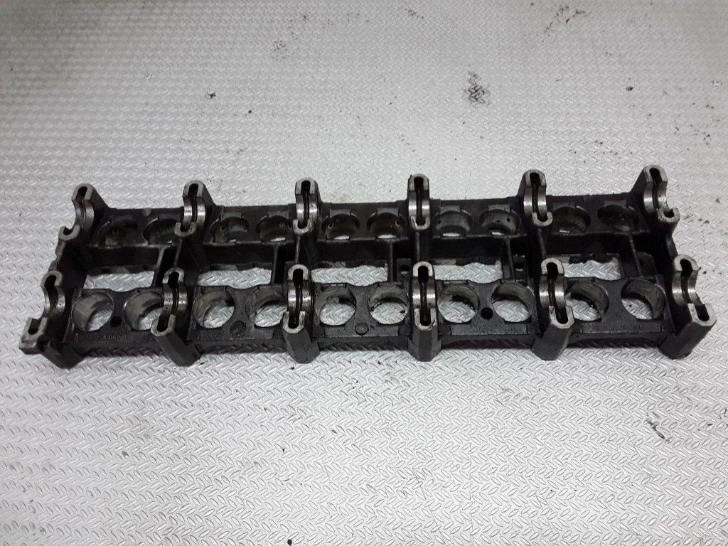 Other cylinder head part R6120160204
