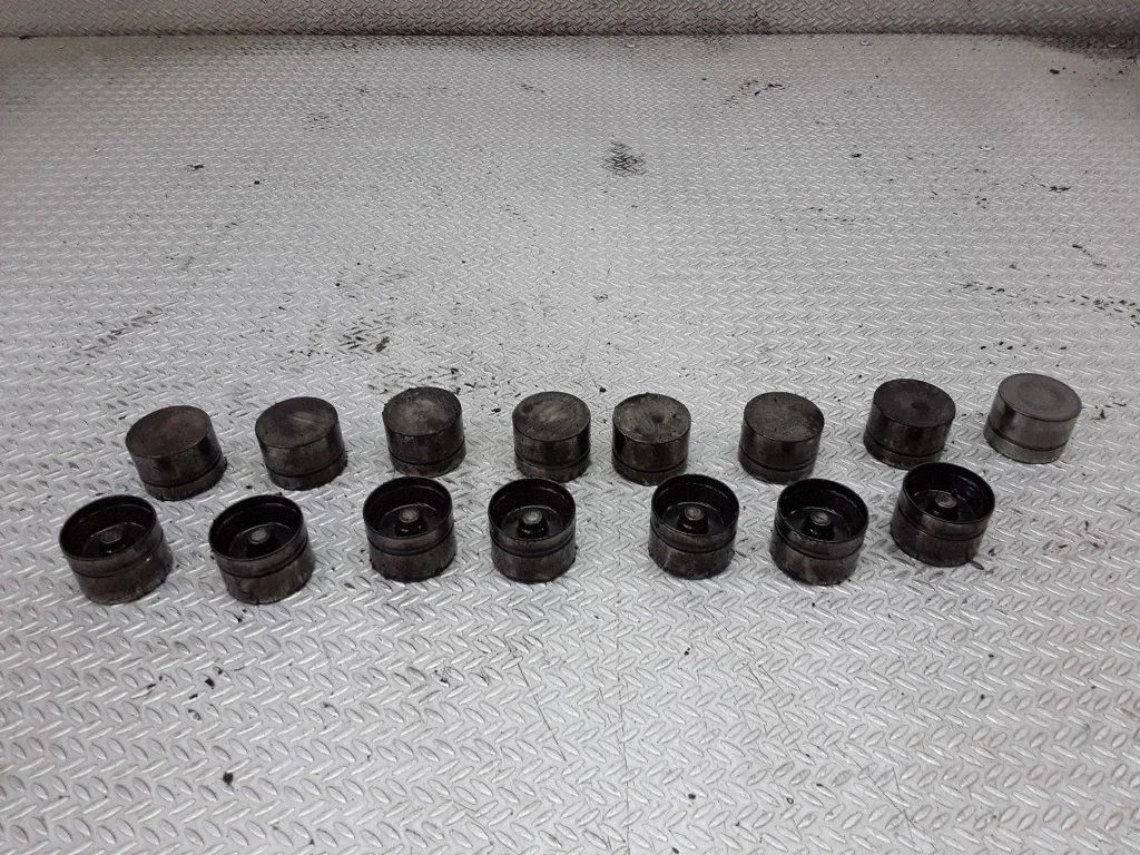 Other cylinder head part