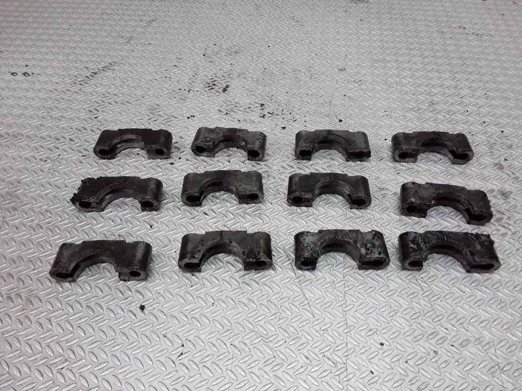 Other cylinder head part