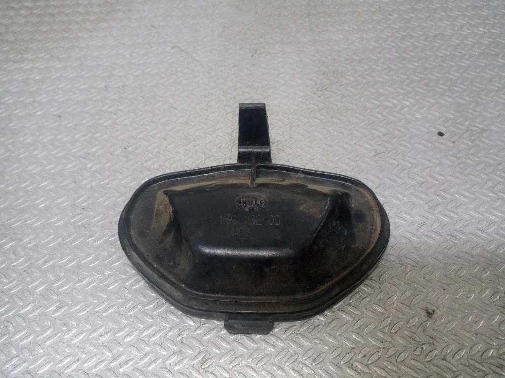 Headlight/headlamp dust cover 15619200