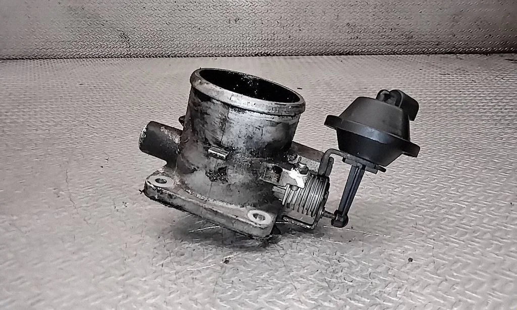 Engine shut-off valve 3510027XXX