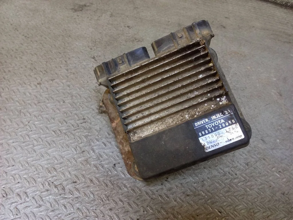 Fuel injection control unit/module – Toyota Matrix (E130) (2001-2008)