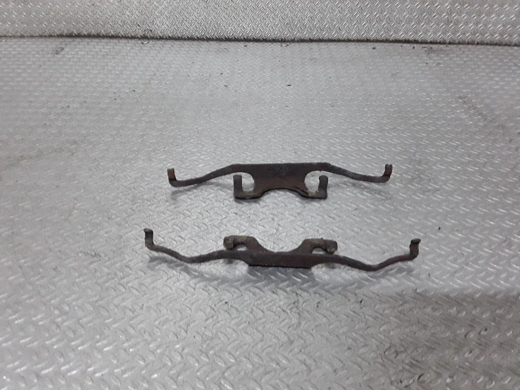Pidurisadula vedru/survedetail (esimene)