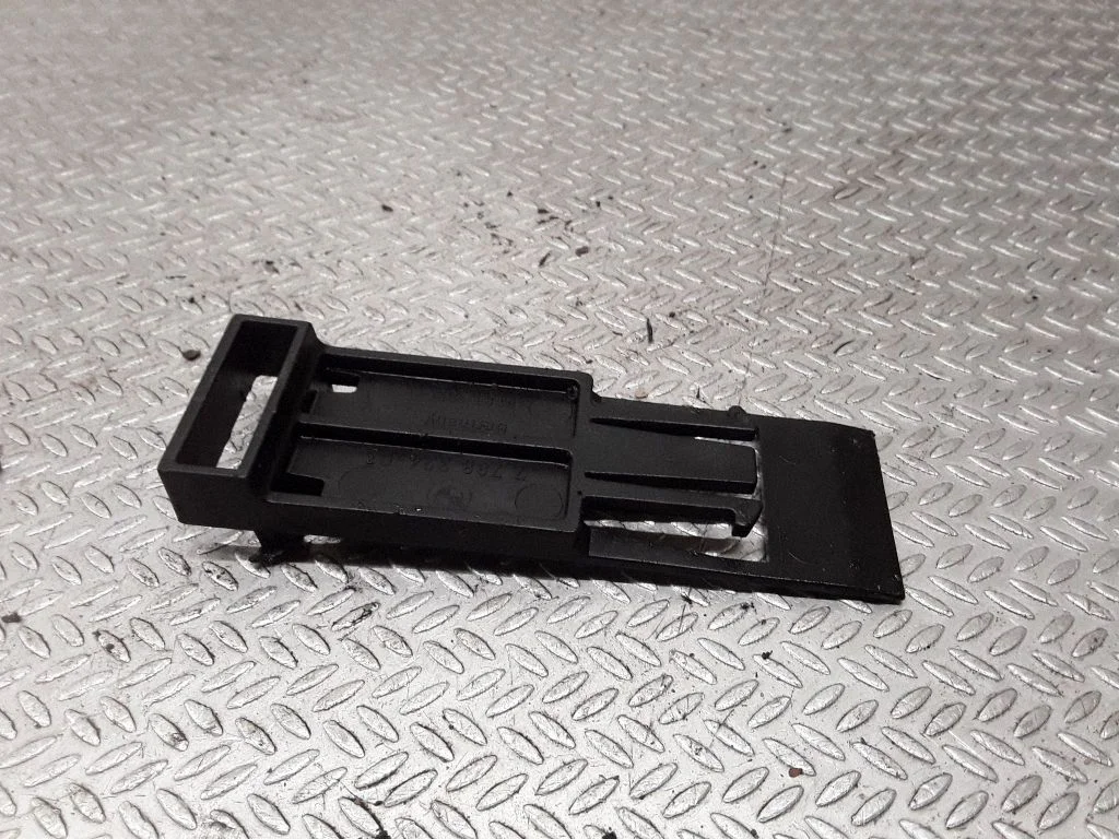 Radiator mount bracket 778832403