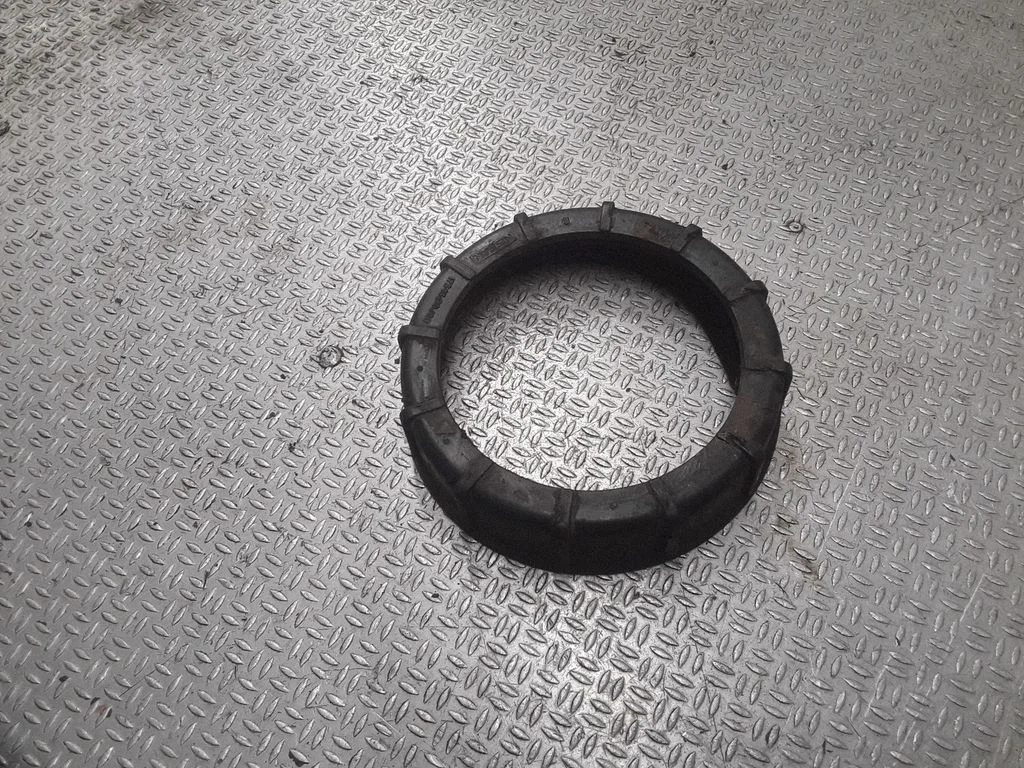 In tank fuel pump screw locking ring/nut 1734390J00