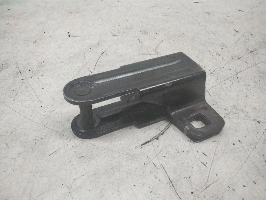 Tailgate lock loop/hook striker 51248408956
