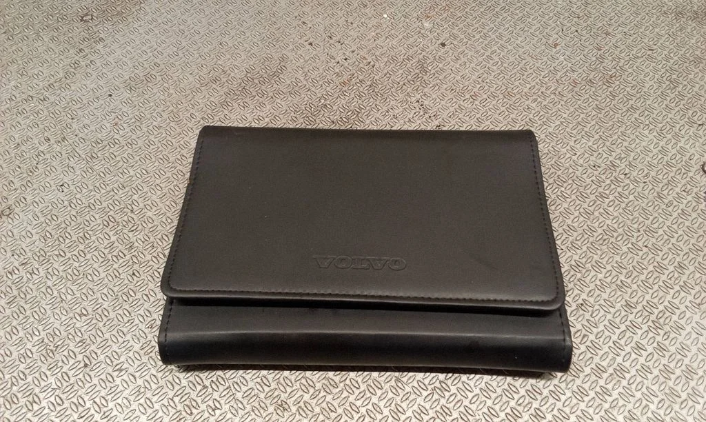 Owners service history hand book