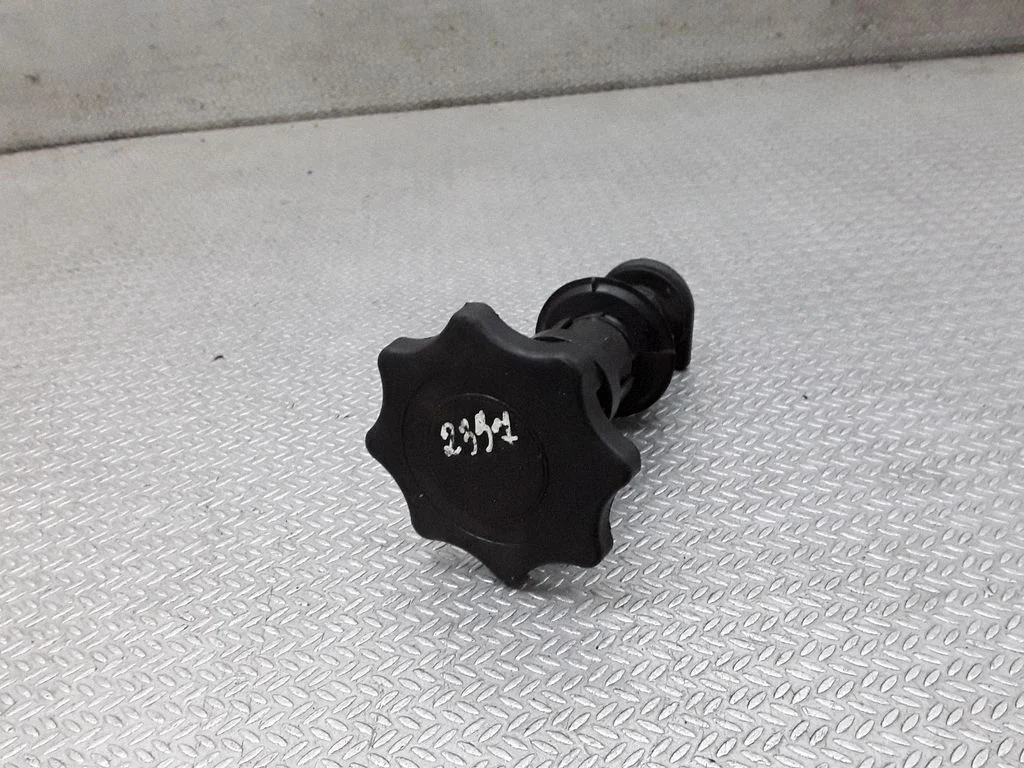 Spare wheel bolt