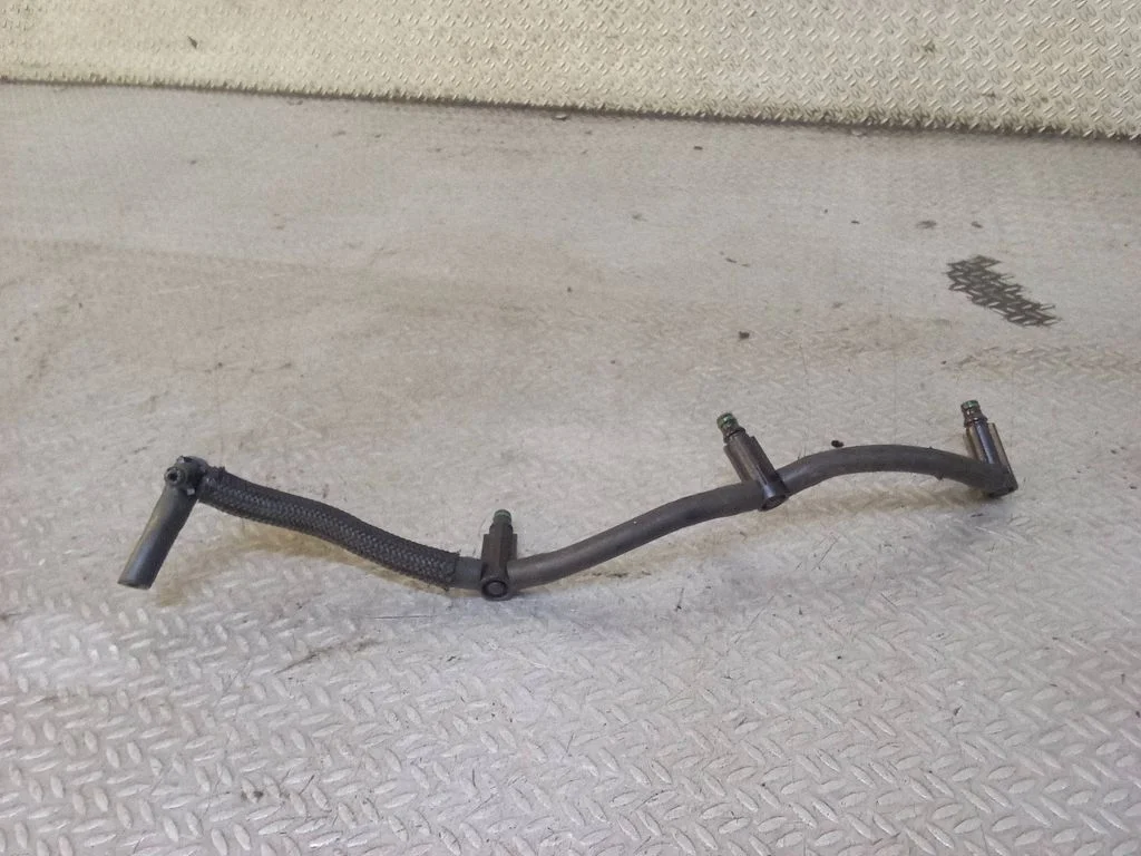 Fuel return line/hose
