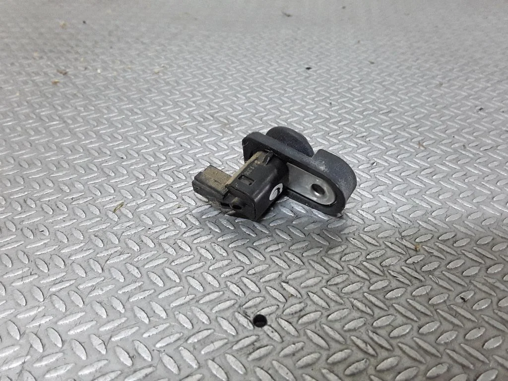 Rear door sensor