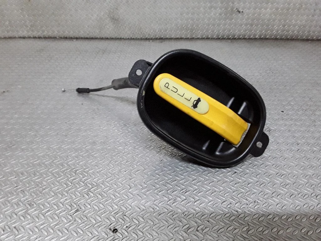Tailgate interior release/open handle 812212D000