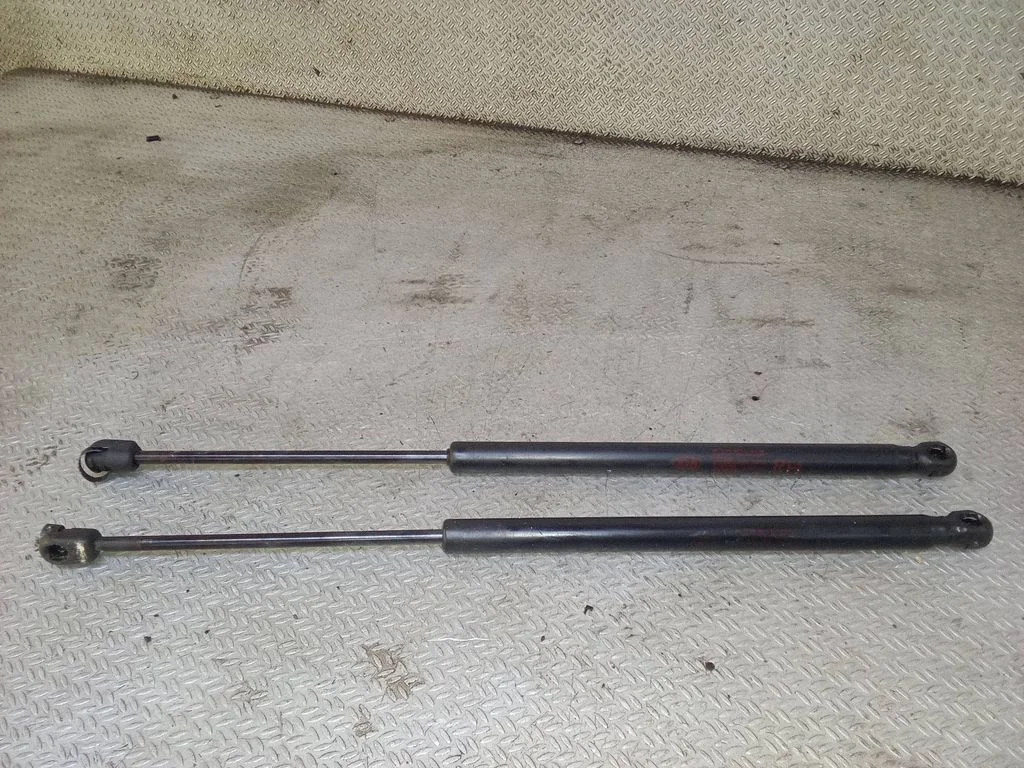 Tagaklaasi gaasiamortisaator 871701F100