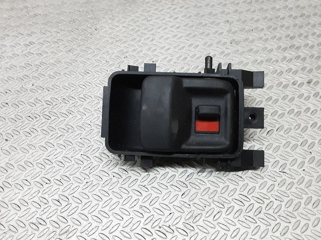 Tailgate interior release/open handle 1637600061