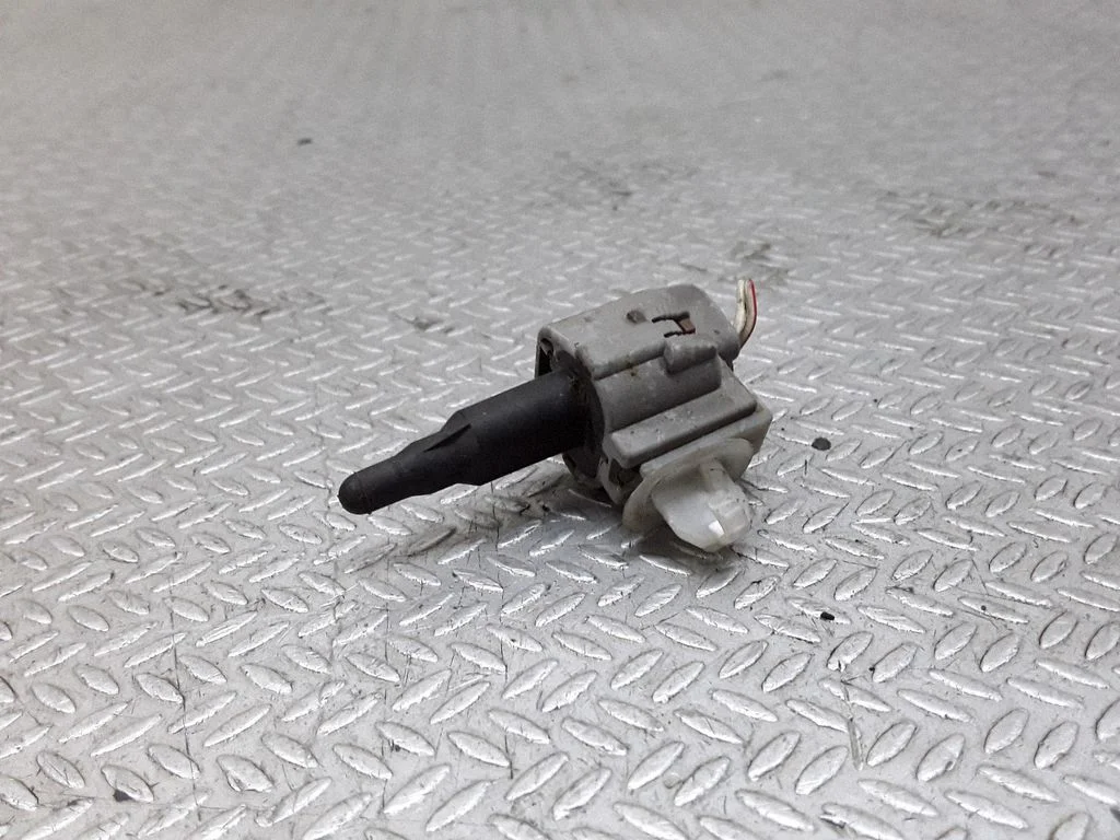 Outside/exterior temperature sensor