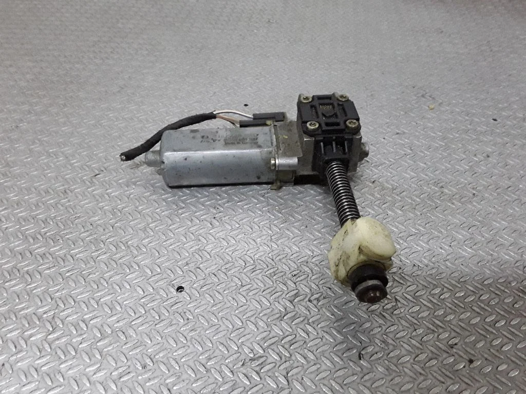 Seat adjustment motor – BMW 7 Series E65 E66 (2001-2008)