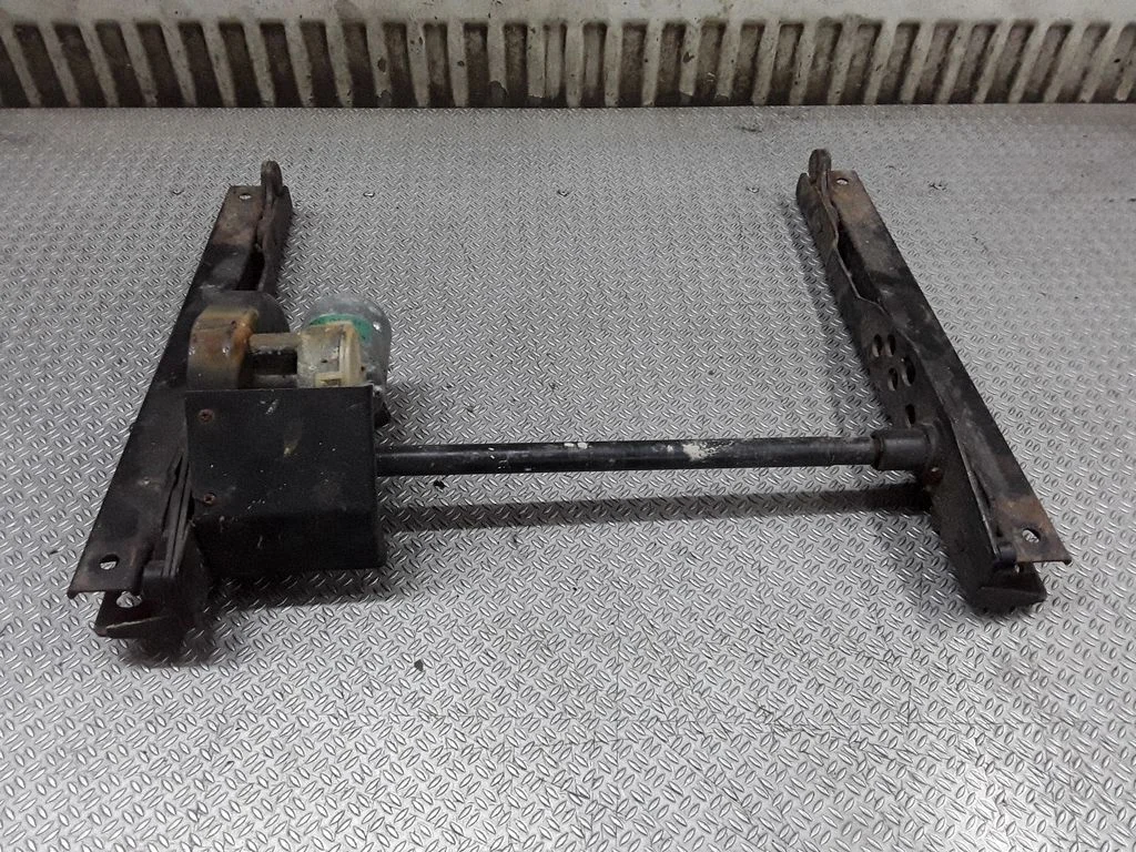 Seat adjustment motor – Jaguar XJ SERIE 3 (1979-1992)