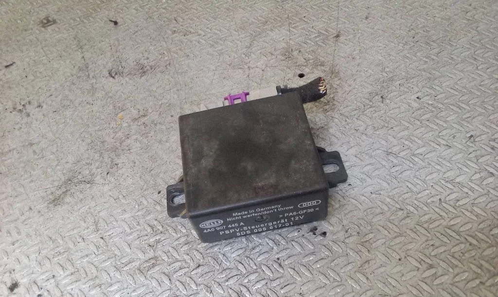 Wing mirror control module – Audi A6 Allroad C5 (1999-2005)