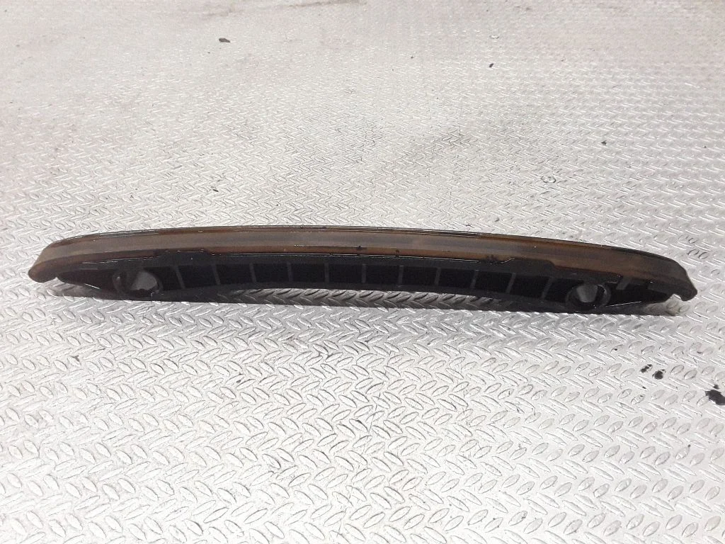Slide rail for timing chain 8200955639