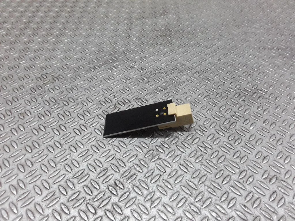 Bluetooth antenna – Audi A6 Allroad C6 (2006-2011)
