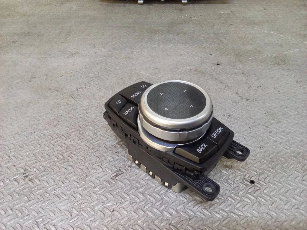 Head unit multimedia control – BMW 7 Series F01 F02 F03 F04 (2008-2016)