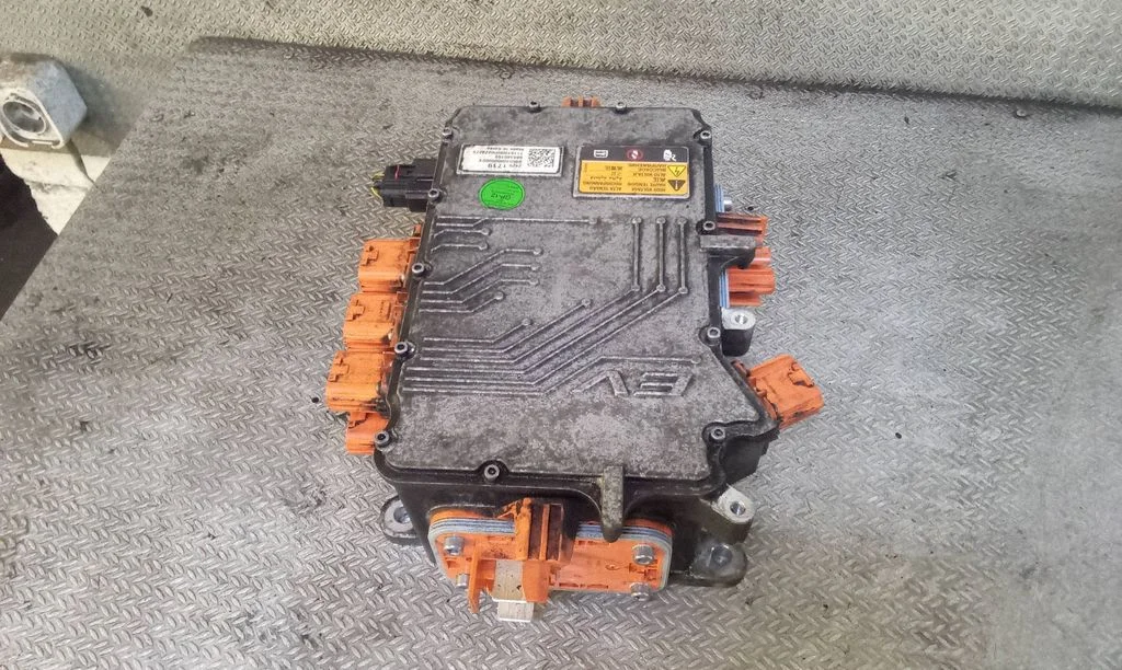Voltage converter inverter 24291719