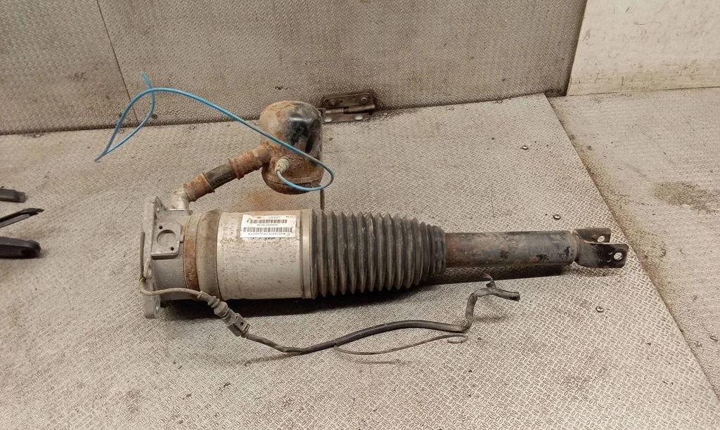 Air suspension rear shock absorber 4E0616002E