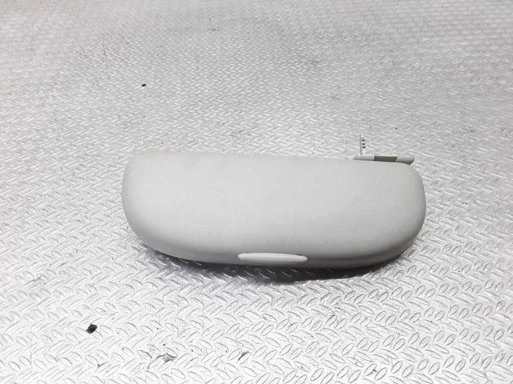 Sunglasses storage box
