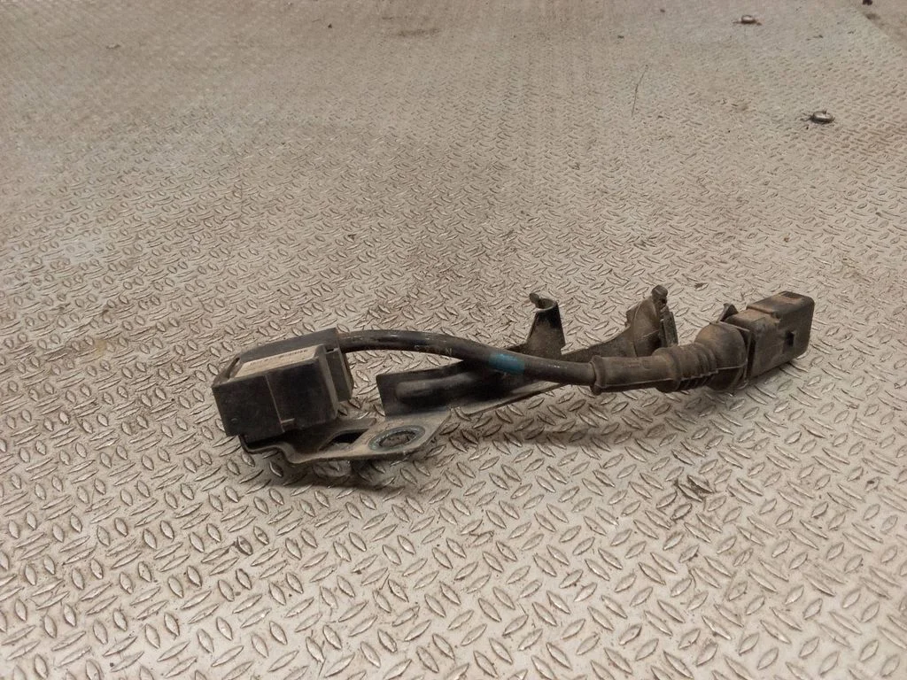 Air suspension front height level sensor 4E0616576J