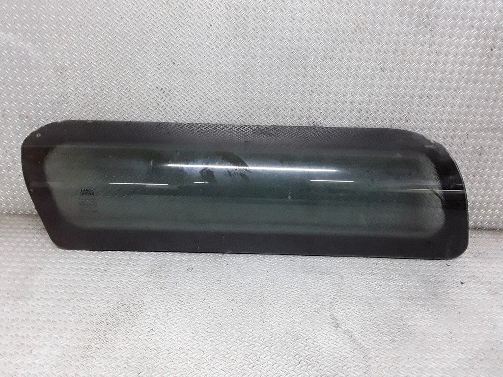 Sunroof glass – Land Rover Discovery (1998-2004)