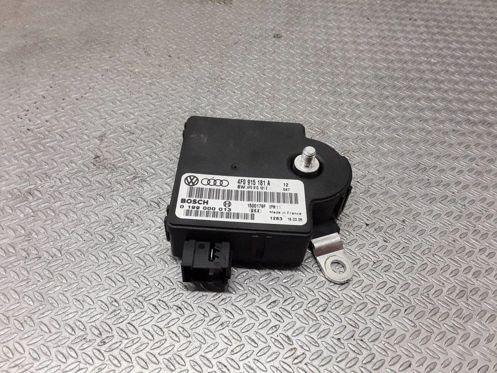 Power management control unit 4F0915181A