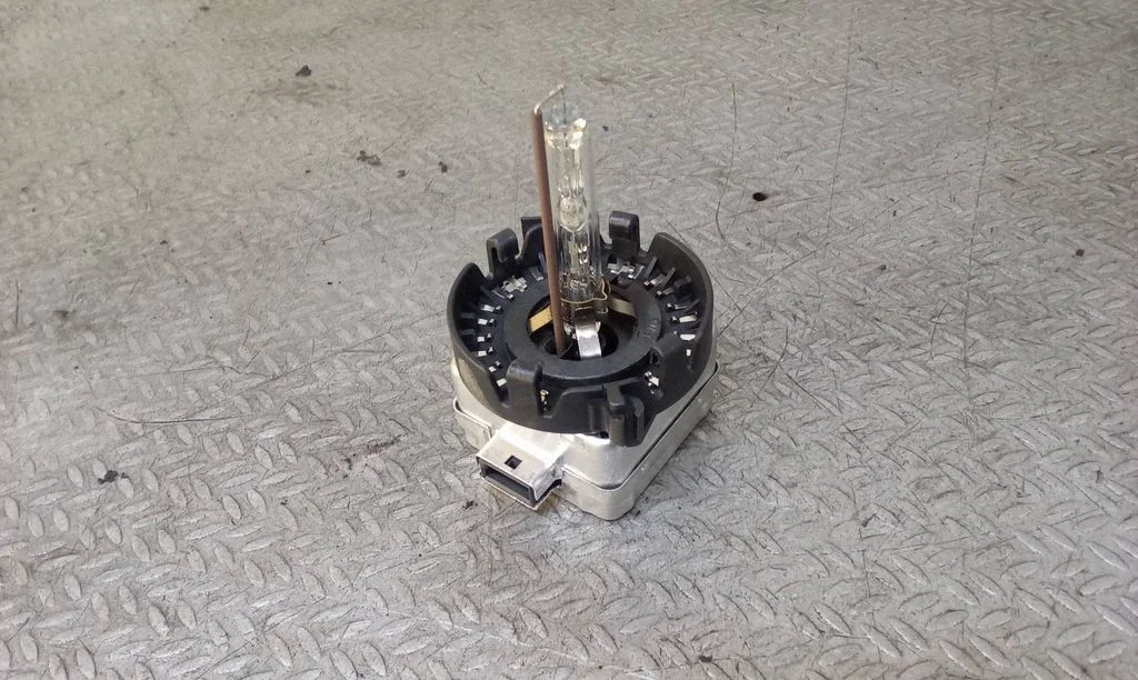 Xenon bulb Q6Z34334