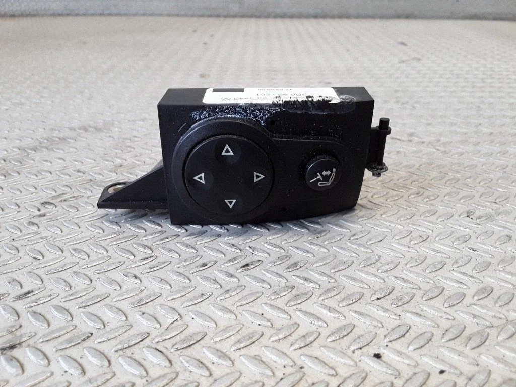 Stūres stāvokļa regulēšanas slēdzis 3D0953551