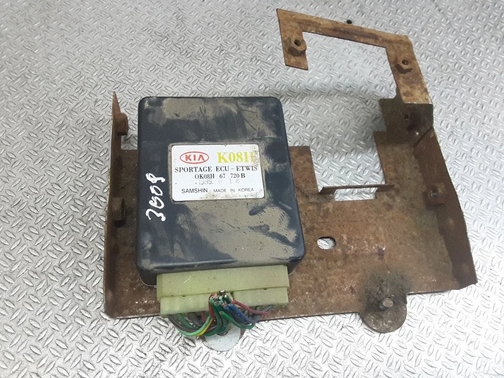 Jaudas (ECU) modulis 0K08H67720B