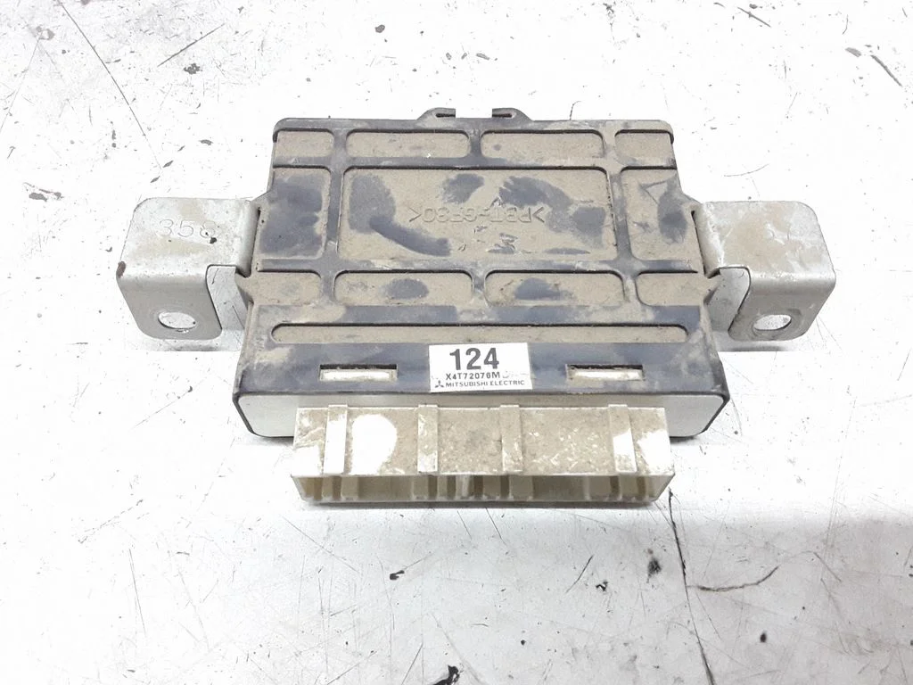 Engine control unit/module ECU X4T72076M