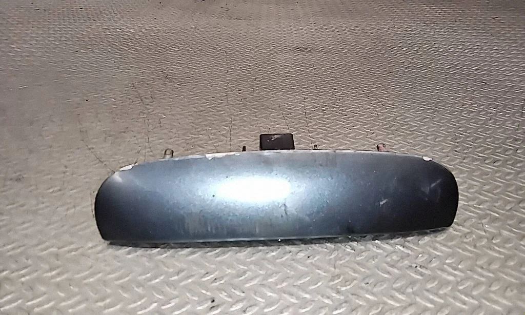 Pakiruumiluugi avamislüliti