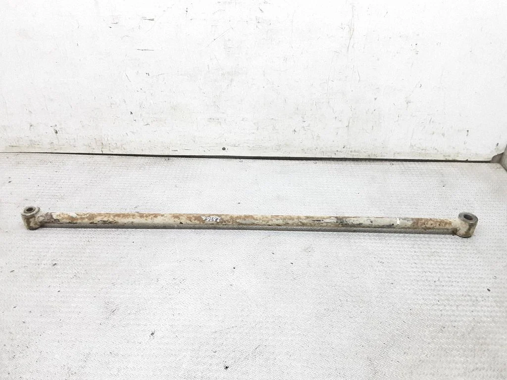Rear traction arm rod
