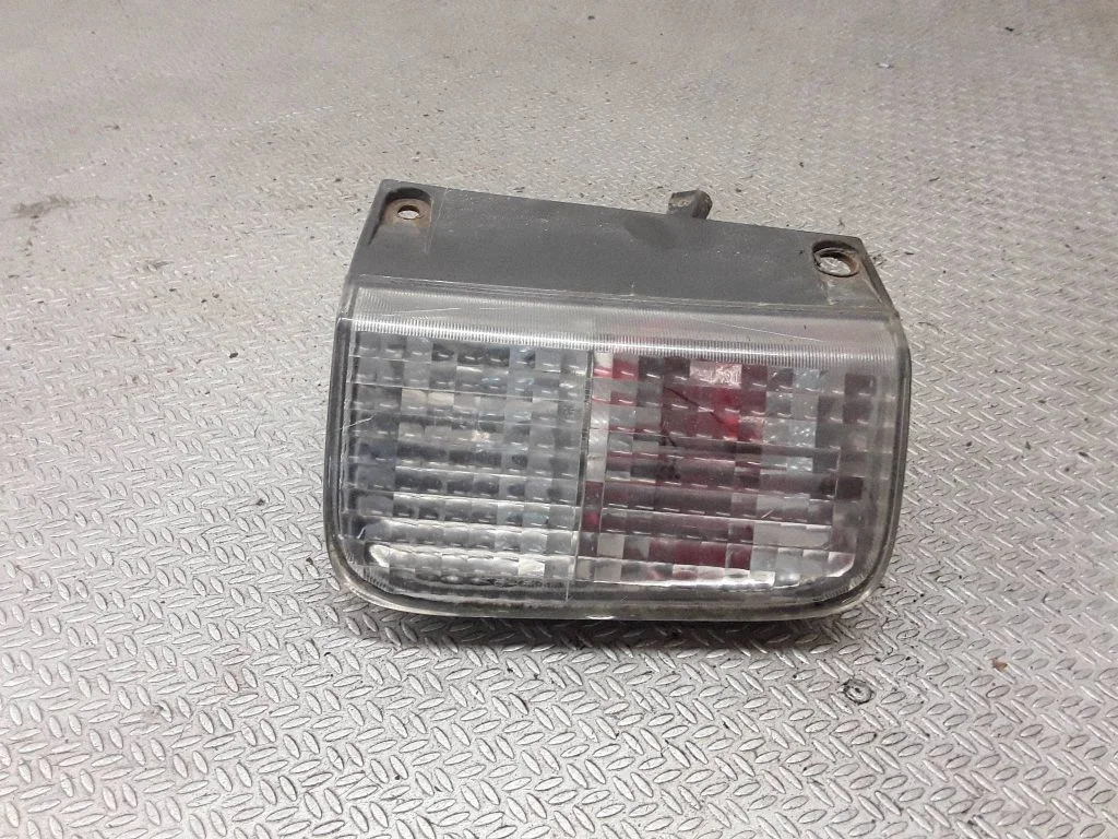 Lampa tylna w zderzaku – lewa