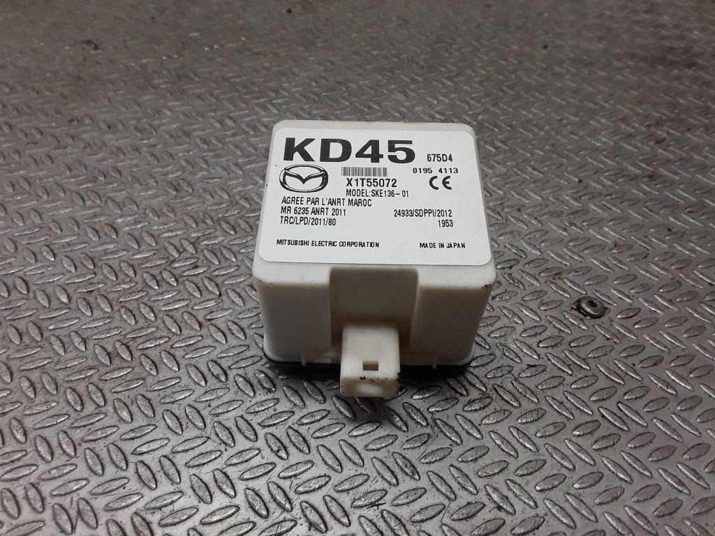Võtmeta süsteemi KESSY (keyless) juhtplokk/moodul – Mazda 6 (2013-2016)