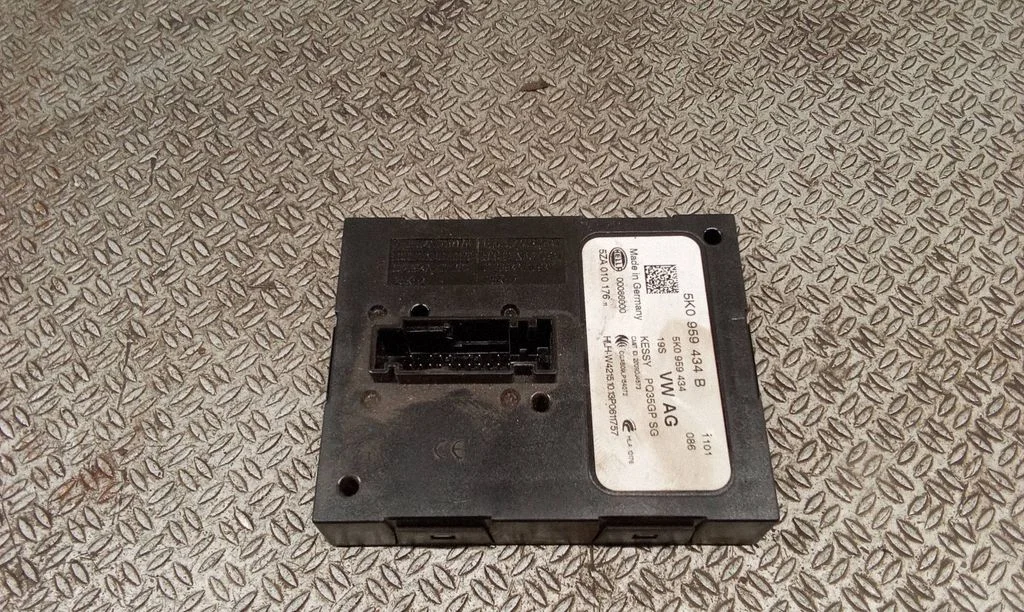 Keyless (KESSY) go control unit/module 5K0959434B